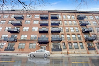 1735 W Diversey Pkwy Unit 105, Chicago, IL 60614