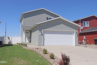 2860 Finley St, Lincoln, ND 58504