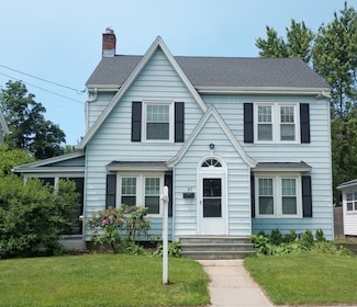 97 Calvin Ave, Bridgeport, CT 06604