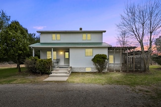 19610 41st St, Bloomingdale, MI 49026