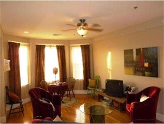 74 School St Unit 33, Waltham, MA 02452