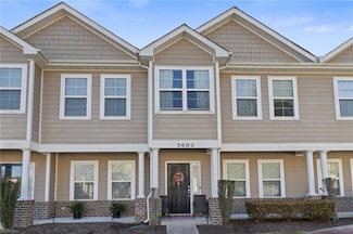 5002 Glen Canyon Dr, Virginia Beach, VA 23462