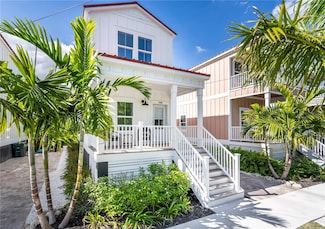 340 6th St E, Bradenton, FL 34208