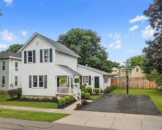 37 Augustus St, Auburn, NY 13021