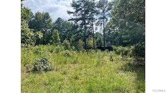 2941 Old Memorial Dr, Sandston, VA 23150