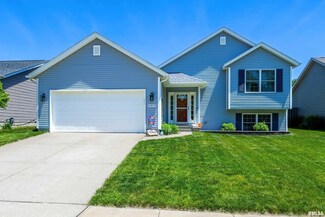6805 Silvercreek Dr, Davenport, IA 52806