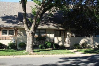 114 Woodbridge Ln, Kansas City, MO 64145