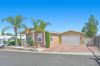 500 Bahama Dr, Hemet, CA 92543