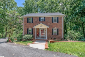 105 Devonshire Ln, Greenville, SC 29617