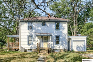 2103 N 52nd St, Lincoln, NE 68504