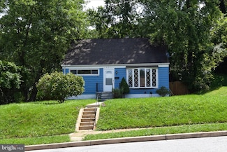 827 Templecliff Rd, Pikesville, MD 21208