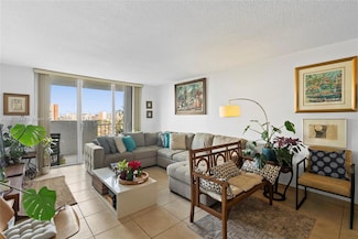 2780 NE 183rd St Unit 807, Aventura, FL 33160
