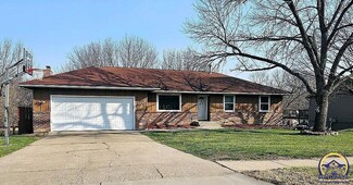 3332 SW Skyline Pkwy, Topeka, KS 66614