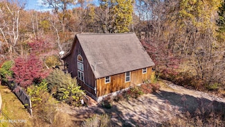 3267 Cosby Creek Rd, Cosby, TN 37722