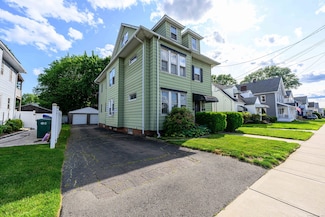 98 Gorham Ave, Hamden, CT 06514