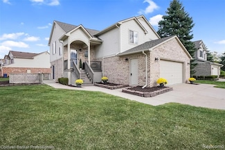 547 Tyler Ln, Canton, MI 48188