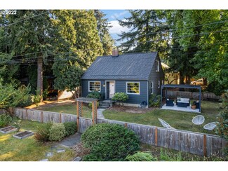 5506 NE Ainsworth St, Portland, OR 97218