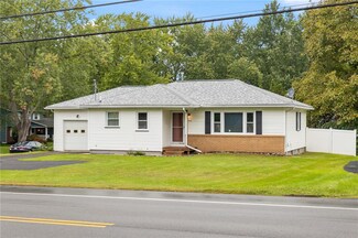 570 Westside Dr, Rochester, NY 14624