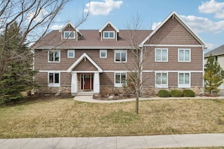 810 Big Stone Trail, Middleton, WI 53562