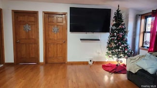 119-25 9th Ave, Flushing, NY 11356