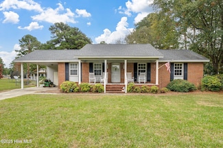 214 Elm St, Warsaw, NC 28398