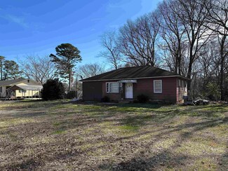 463 Carolina Drive Extension, Spartanburg, SC 29306