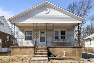 1307 Weleba Ave, Saint Louis, MO 63121