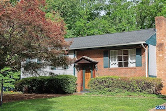 1024 Cottonwood Rd, Charlottesville, VA 22901