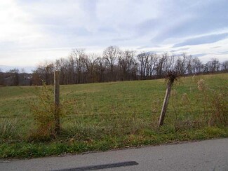 1075 1st Street Extension, Trafford, PA 15085