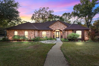 16058 Chris Ln, Tyler, TX 75703