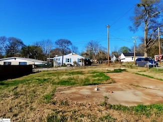15 Bailey St, Greenville, SC 29609