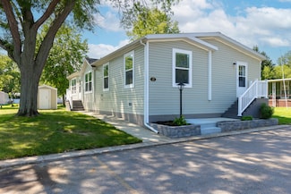 714 Mill St Unit 27, Leslie, MI 49251