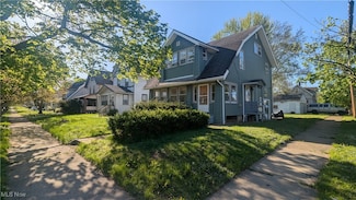 126 E Mapledale Ave, Akron, OH 44301