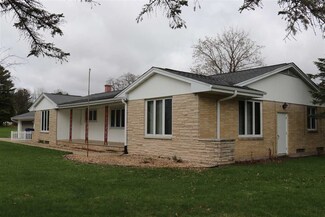 500 W College Ave, Wittenberg, WI 54499