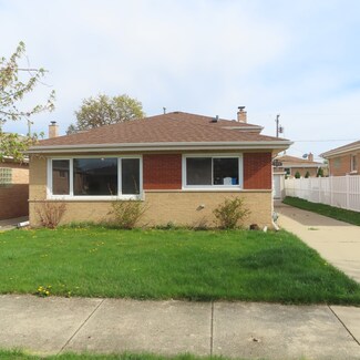 8316 W Coral Dr, Norridge, IL 60706