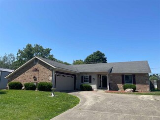 404 Elm Dr, Centerville, IN 47330