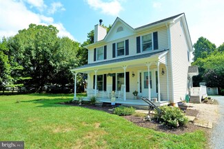 3 New Cut Rd, Round Hill, VA 20141