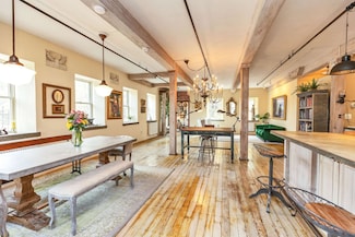 374 Union St Unit 206, Peterborough, NH 03458