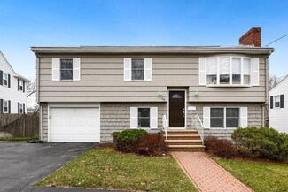 38 Murdock Dr, Peabody, MA 01960