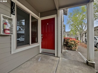 86 SW Kingsgate Unit F103, Lakeoswego, OR 97035