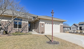 3400 Sequoia Cir, Waukesha, WI 53188
