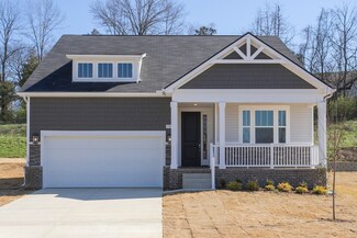 3044 Fernwood Ln, Columbia, TN 38401
