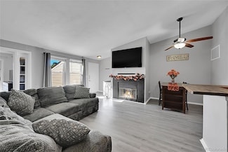 6755 S Field St Unit 623, Littleton, CO 80128