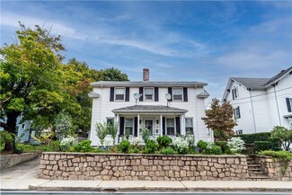 241 High St, Cumberland, RI 02864
