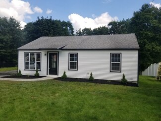 4 Budd Dr, Dudley, MA 01571