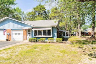 20 Lexington Dr Unit B, Whiting, NJ 08759
