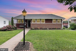 3011 Greenwood St, Harrisburg, PA 17111
