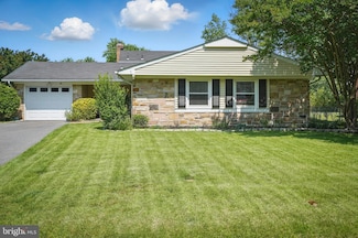 2512 Kitmore Ln, Bowie, MD 20715
