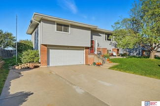 13830 Newgate St, Waverly, NE 68462