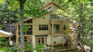 811 Wilmar Cir, Blairsville, GA 30512